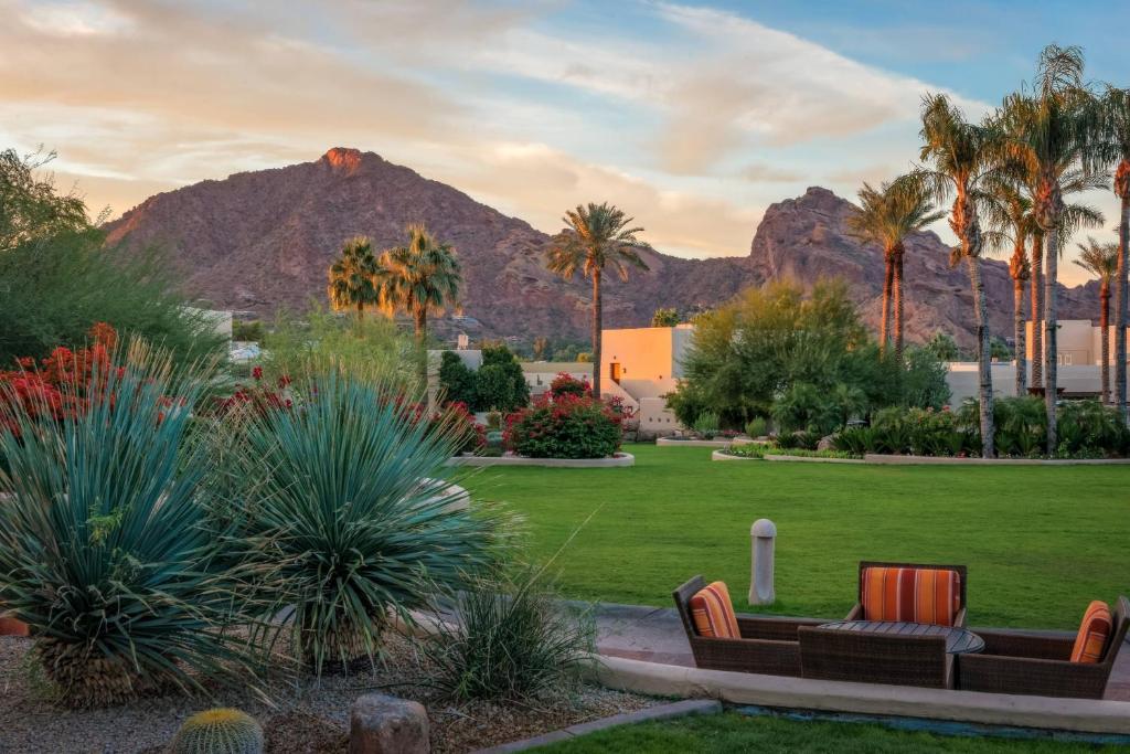 JW Marriott Scottsdale Camelback Inn Resort & Spa photo