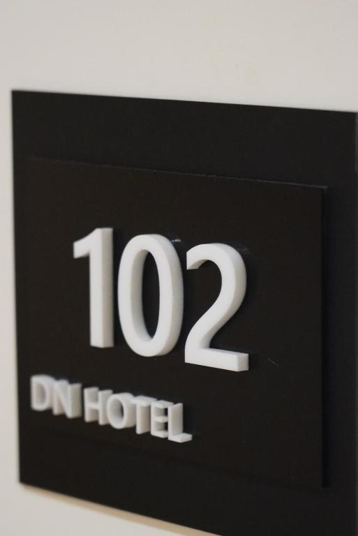 Certifikát, hodnocení, plakát nebo jiný dokument vystavený v ubytování Dn hotel