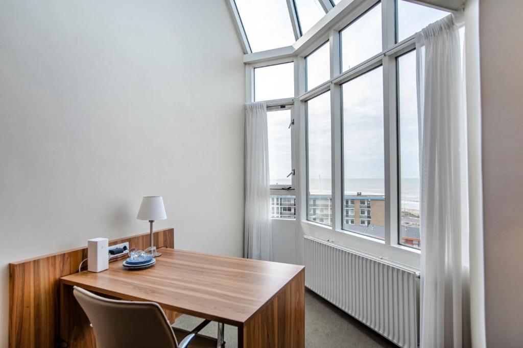 Mynd úr myndasafni af Suite with stunning sea view í Zandvoort