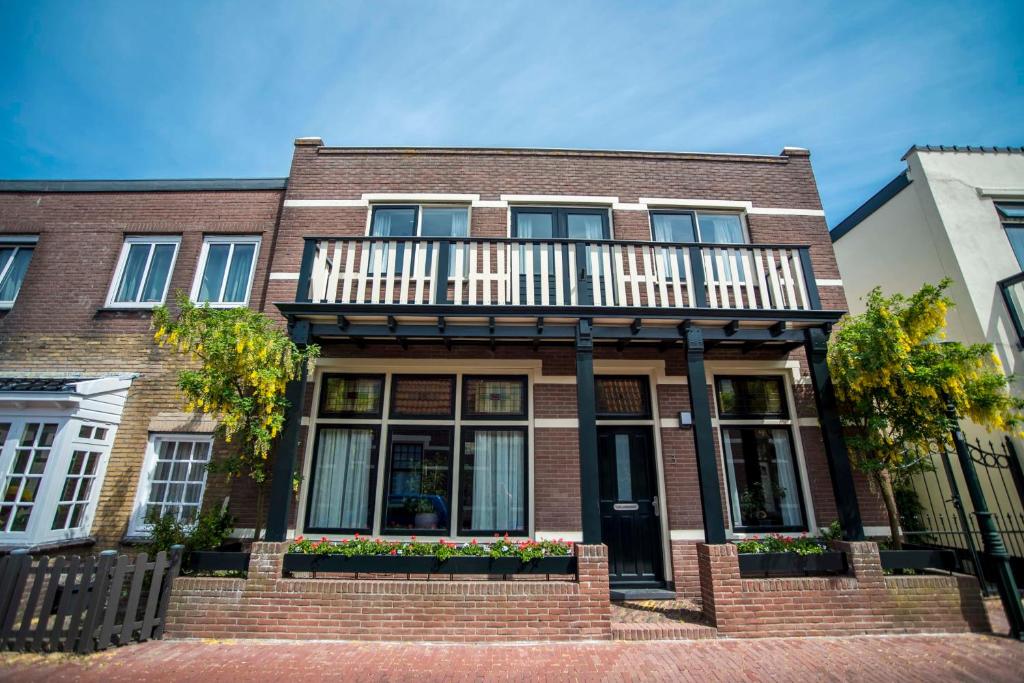 Bygningen som feriehuset ligger i