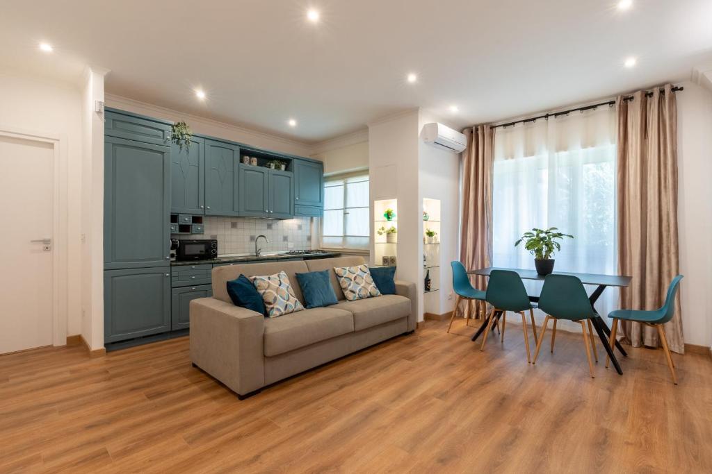 Vatican Oasis - Free Parking, 4-6 pax, 2 bedrooms