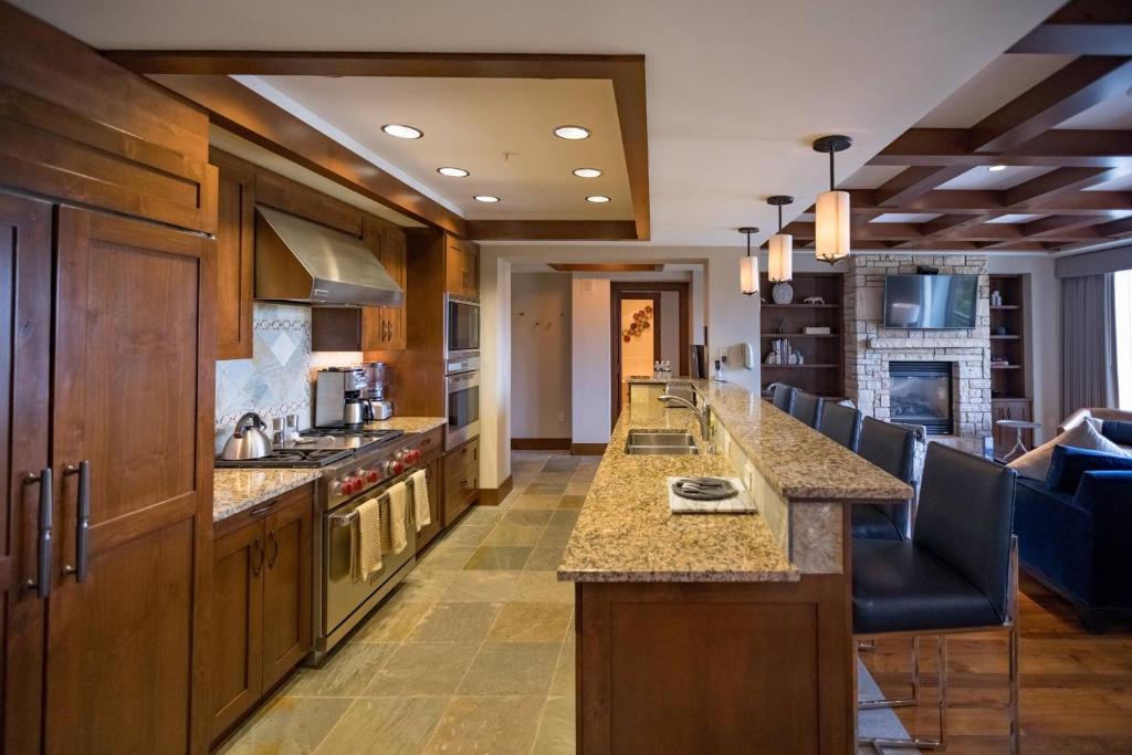 The Ritz-Carlton, Lake Tahoe - Residentie, Woning Met 2 Slaapkamers, Open Haard, Balkon