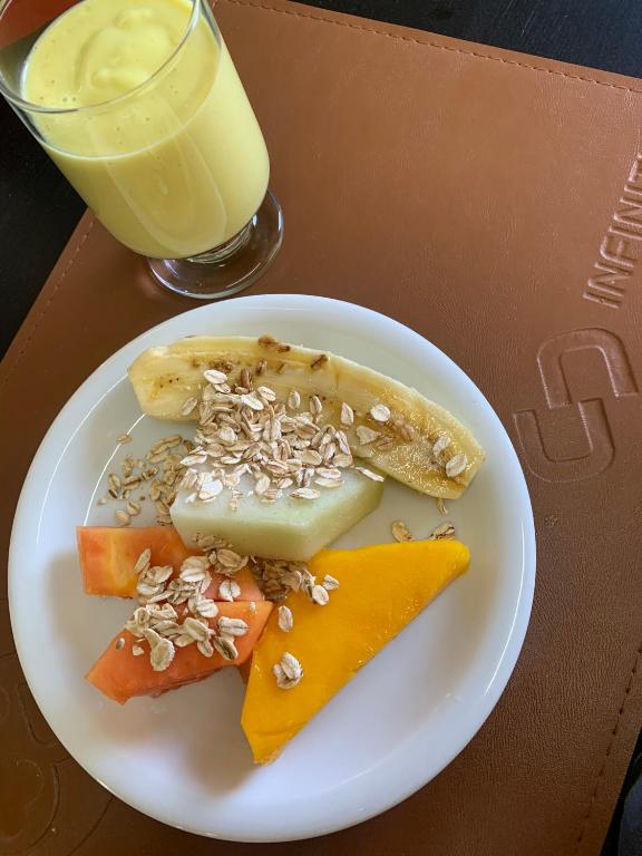 Jídlo v hotelu nebo okolí