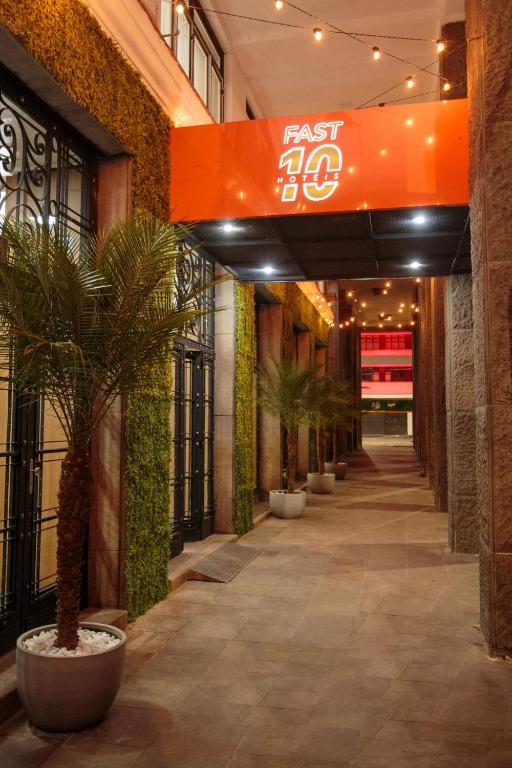 Certifikát, hodnocení, plakát nebo jiný dokument vystavený v ubytování City Hotel by Fast10