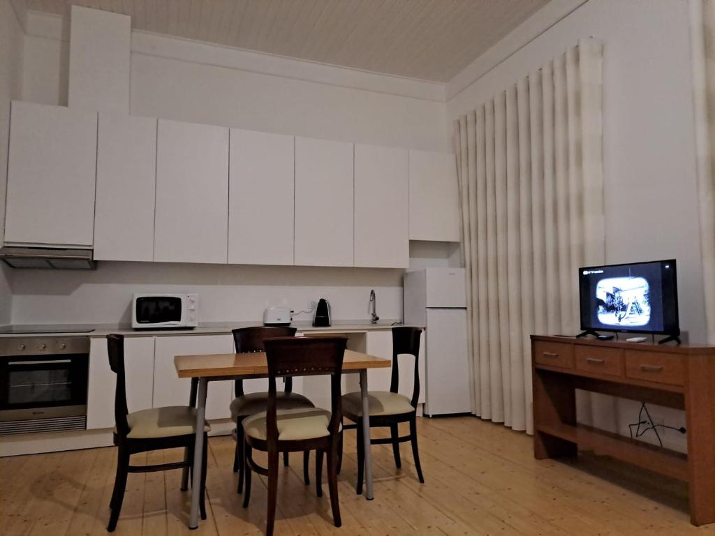 Kuchyň nebo kuchyňský kout v ubytování S Pedro Serta