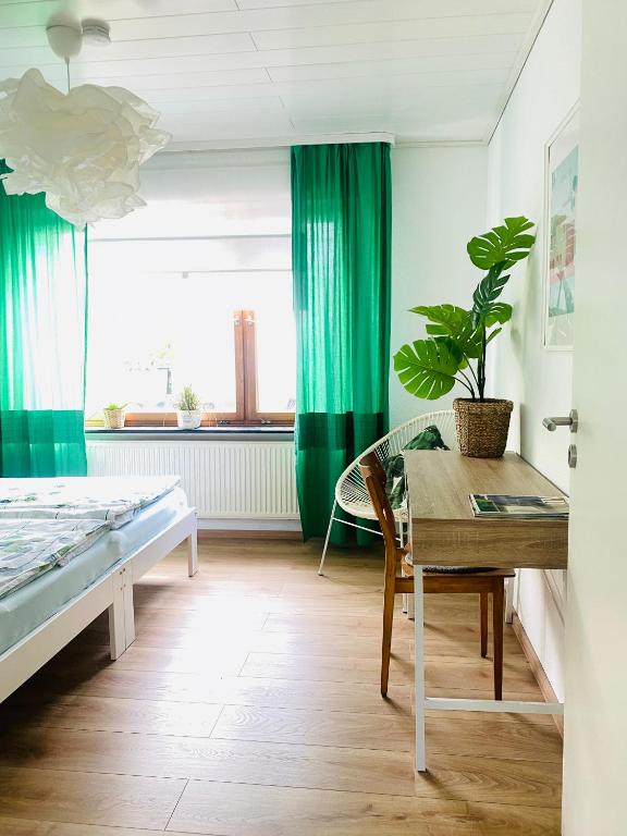 Postel nebo postele na pokoji v ubytování Eifel-House - FeWo
