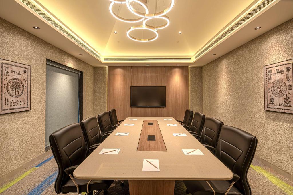 Konferenční prostory v ubytování Radisson Resort Hatgad Saputara
