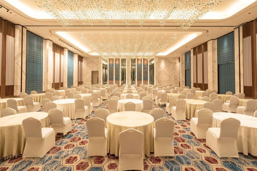 Fotografie z fotogalerie ubytování Radisson Resort Hatgad Saputara v destinaci Saputara