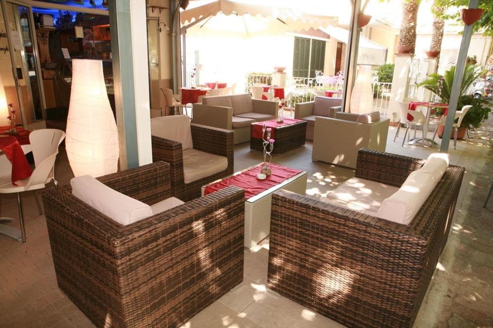 Posezení v ubytování Hotel Praja Mare