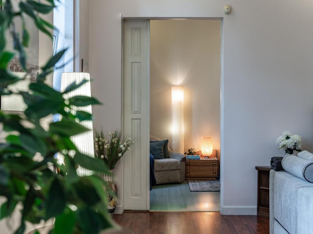 Alunana LUX & Jakuzzi in Art Nouveau area - 1870's, renovated 2025 - Self check-in, 74 m2