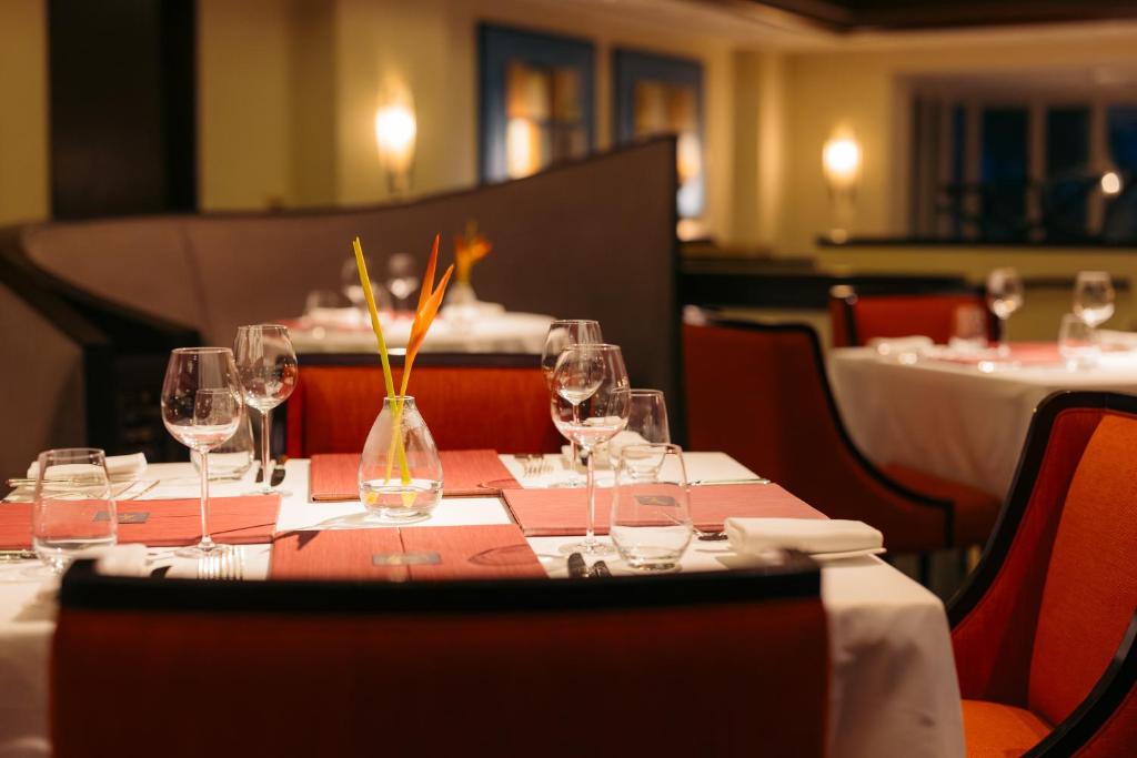 The Kahala Hotel and Resort photo