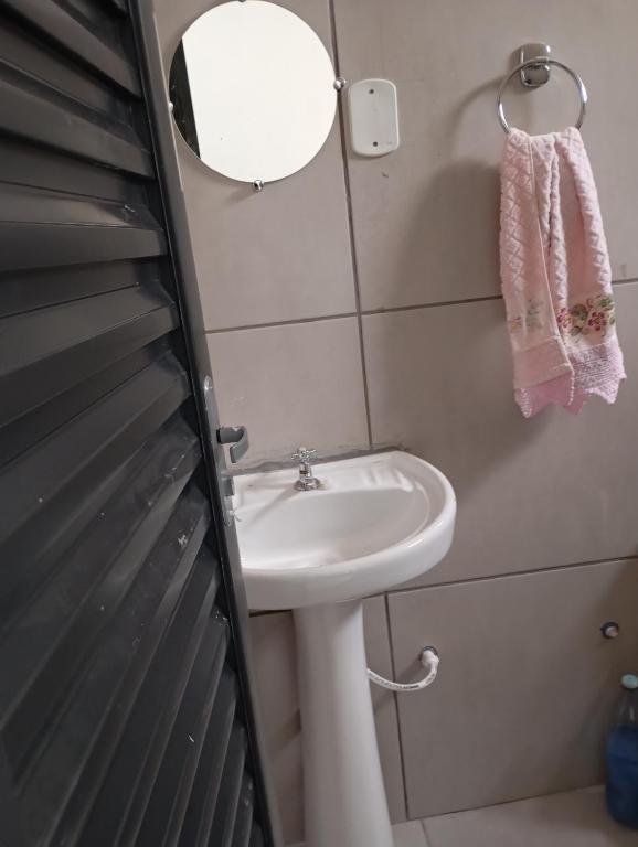 Koupelna v ubytování Suíte Casa Central Garagem Hatch