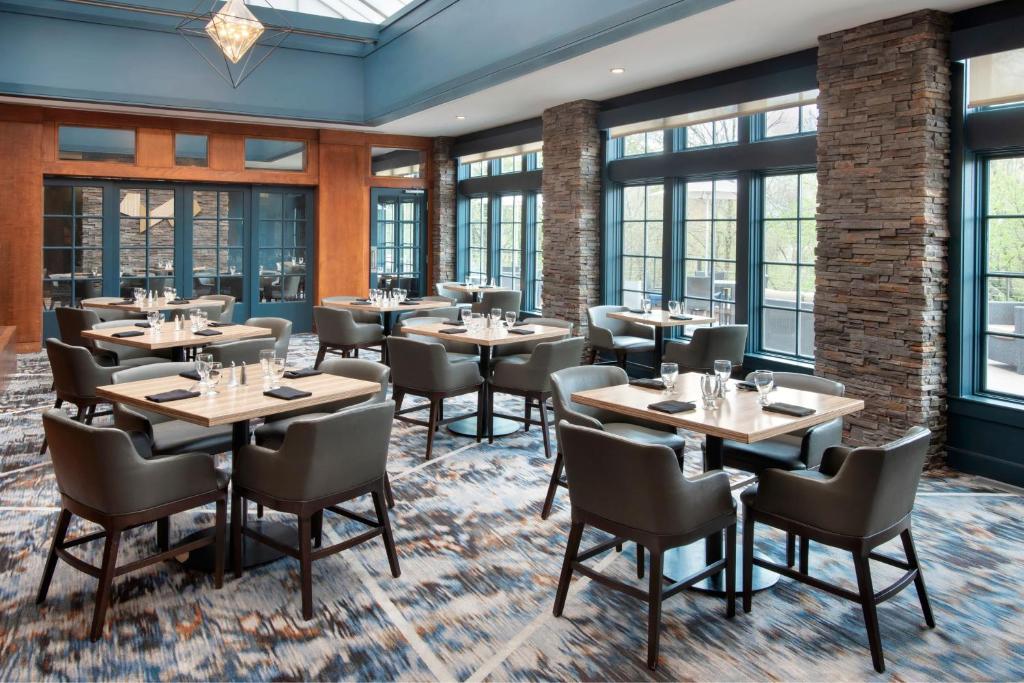 Boston Marriott Burlington photo
