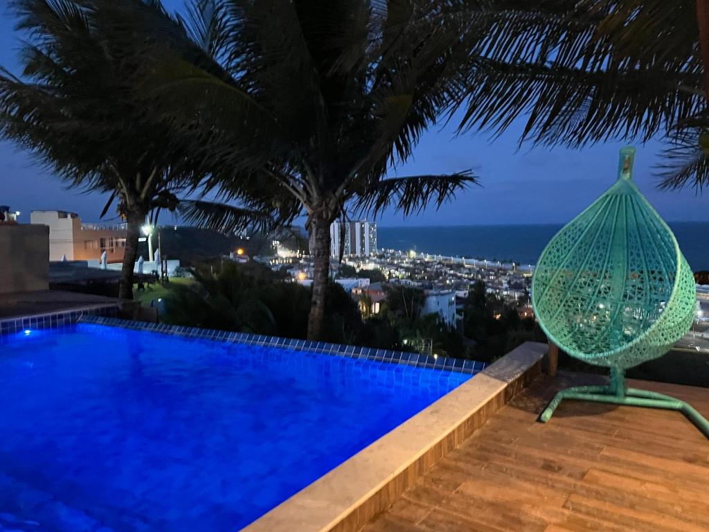 Bazén v ubytování Pousada Paradise Vista do Atlantico nebo v jeho okolí