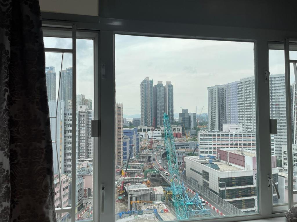 Vista generica su Hong Kong o vista sulla città dall'interno della locanda