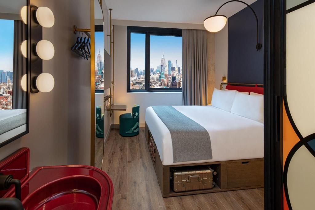Moxy NYC Lower East Side - 