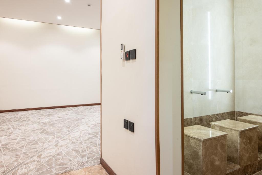 Koupelna v ubytování Vender Hotel فندق فندر