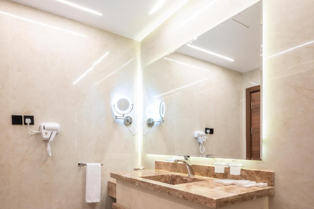 Koupelna v ubytování Vender Hotel فندق فندر