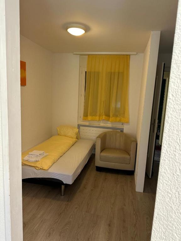 Studio 102 - Riverside - Resim 14