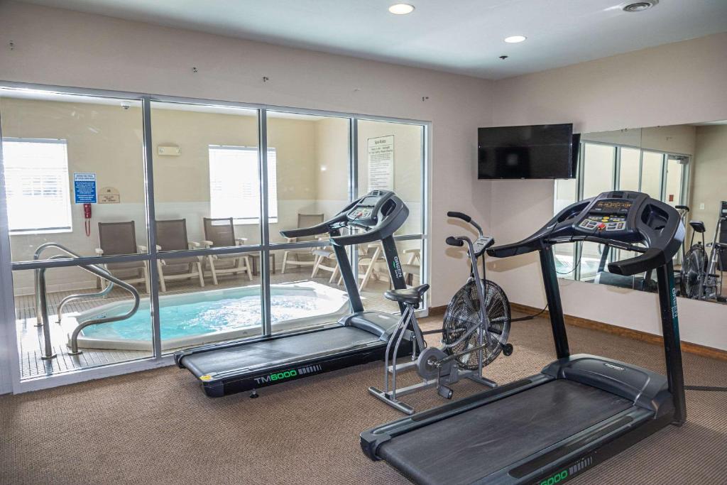 MainStay Suites Fargo - I-94 Medical Center photo