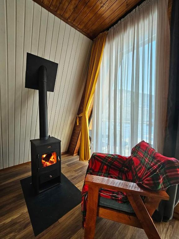 Posezení v ubytování B&B Cottage in Mestia