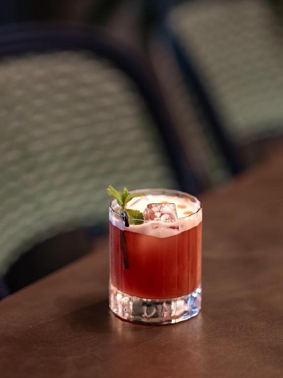 Miss Fuller - Resim 34