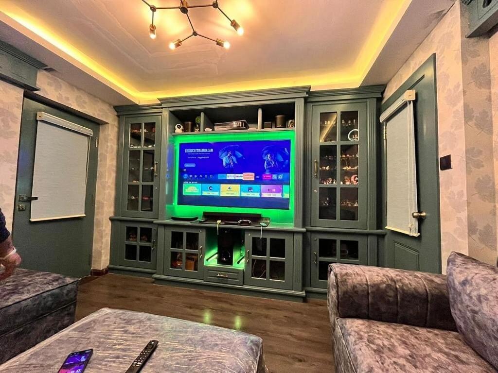 TV a/nebo společenská místnost v ubytování Heritage View