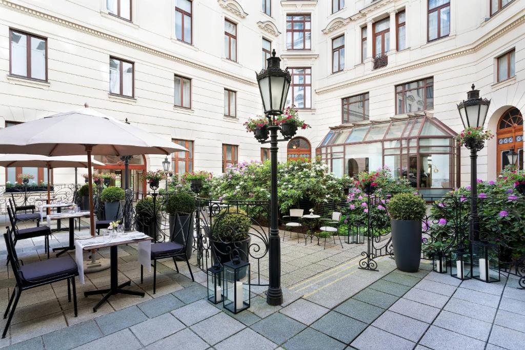 Budova, kde se hotel nachází
