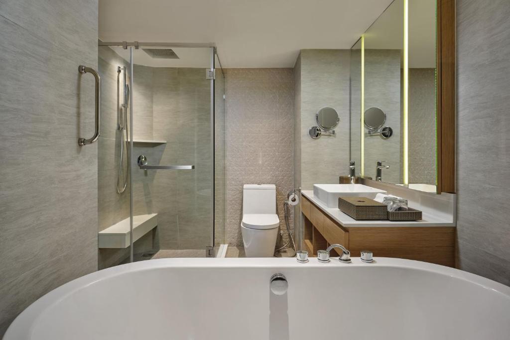 Phuket Marriott Resort & Spa, Merlin Beach - 10