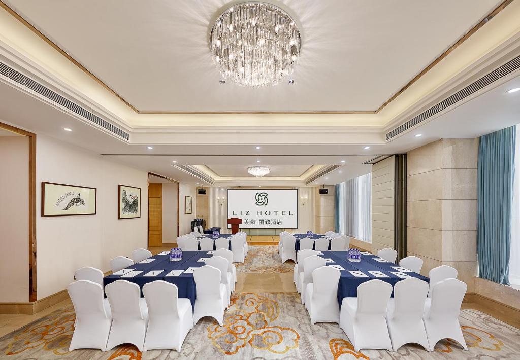 Posezení v ubytování Mehood Lestie International Hotel Linhexi Guangzhou East Railway Station Branch - Free Shuttle Bus to Canton Fair Complex During Canton Fair Period & Free afternoon tea & Free midnight snack & Free VPN Internet Access