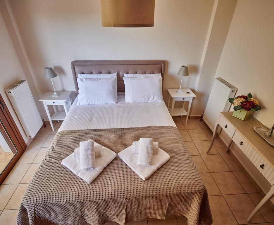 Postel nebo postele na pokoji v ubytování Luxury Apartment with Pool