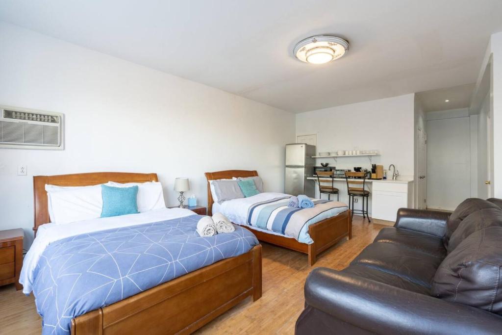 Galeriebild der Unterkunft NYC Gateway! 20 Mins to Time Square, Great Value! 1B in West New York