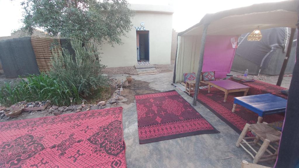 Patio nebo venkovní prostory v ubytování Nomad Bivouac