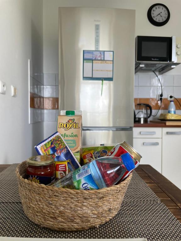 Kuchyň nebo kuchyňský kout v ubytování Appartement avec vue sur mer