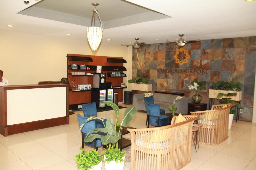 Posezení v ubytování Curacao Airport Hotel