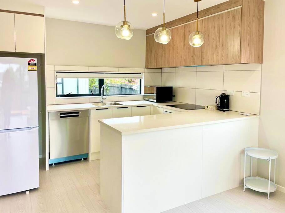 Townhouse in New Lynn - Resim 4