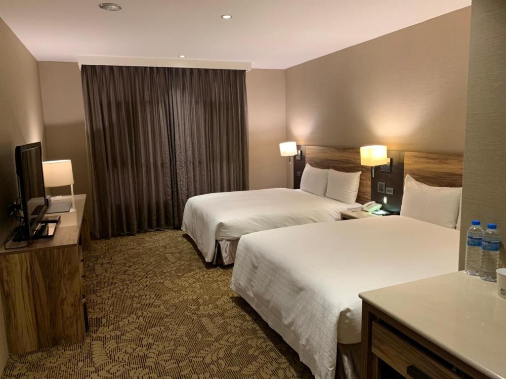 Chiayi Oriental Pearl International Hotel - Chambre Quadruple Supérieure