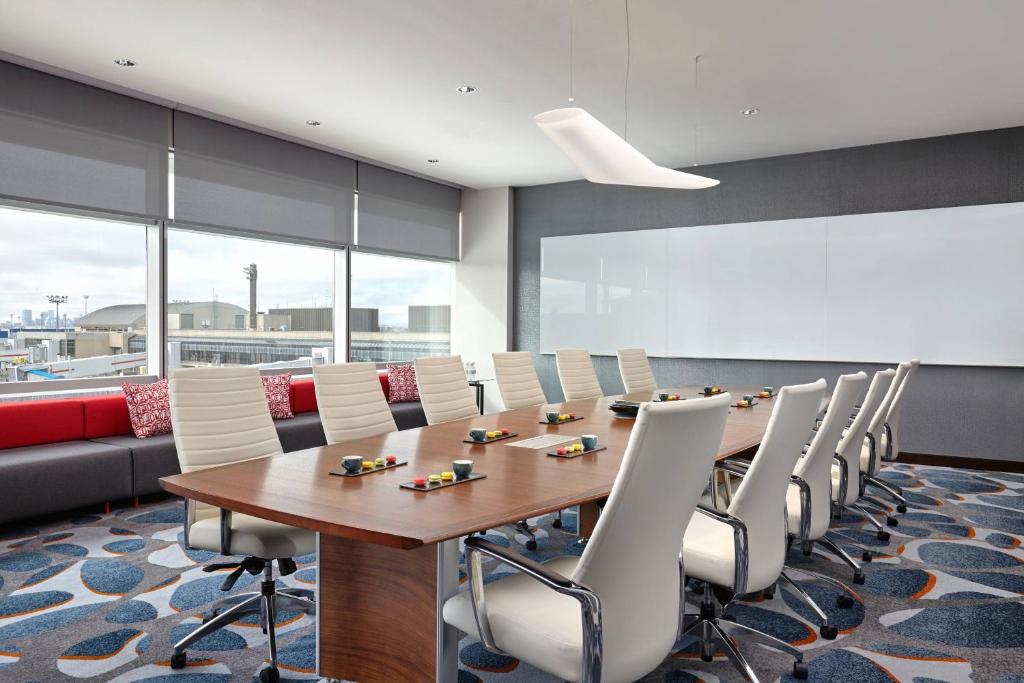 Calgary Airport Marriott In-Terminal Hotel - Resim 41