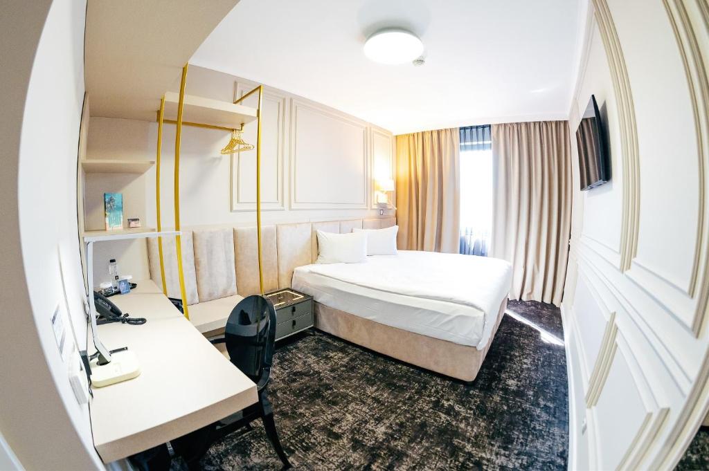 
Premium Spa Smart Room
