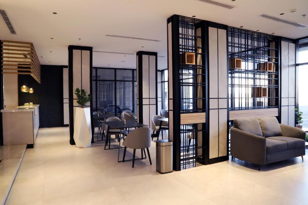 Posezení v ubytování Ramadi Hotel