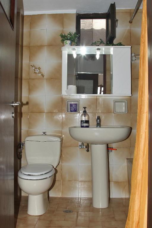 Koupelna v ubytování Vagelis 2 Nemea apartments