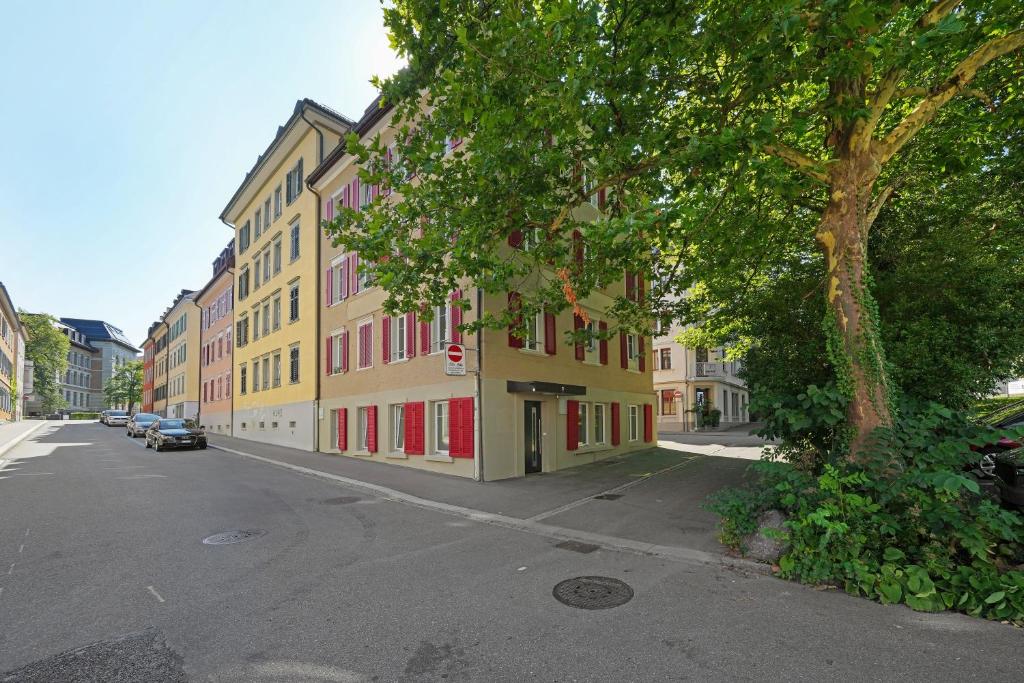 book2stay moderne Wohnung OLMA-Areal - Resim 29