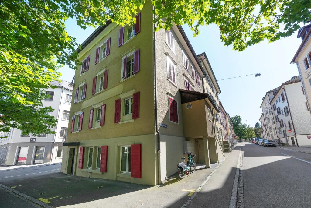 book2stay moderne Wohnung OLMA-Areal - Resim 6