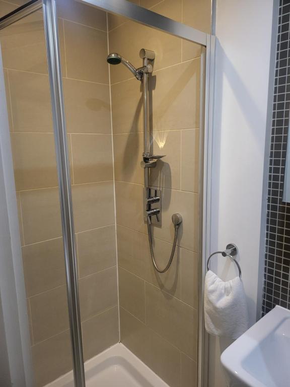 The Cleveland - Resim 45