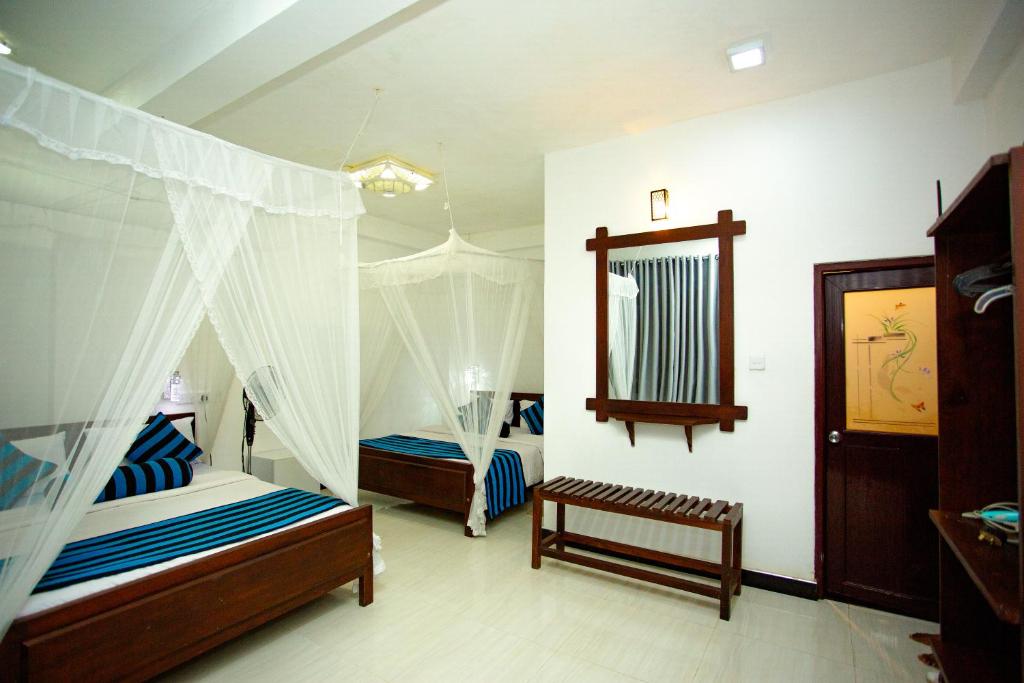 Ella Blue Heaven - 15