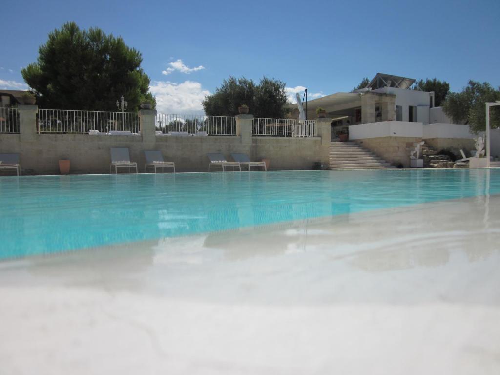 Basen w obiekcie Corte Di Ferro Hotel & Wellness Resort lub w pobliżu