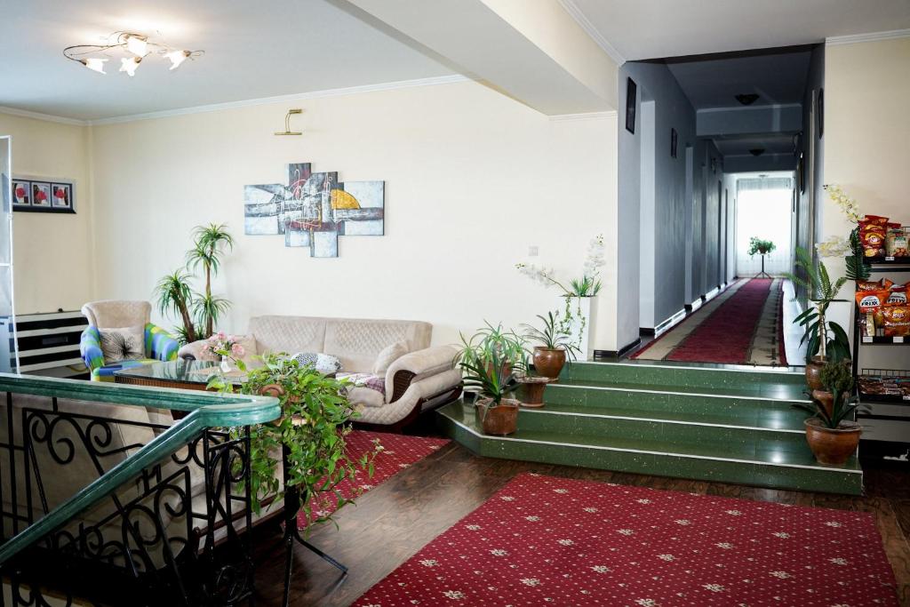 Biliár nebo kulečník v ubytování Europa Hotel-Kutaisi
