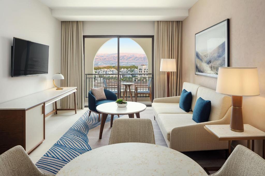 Posezení v ubytování The Westin Saraya Aqaba Resort & Spa