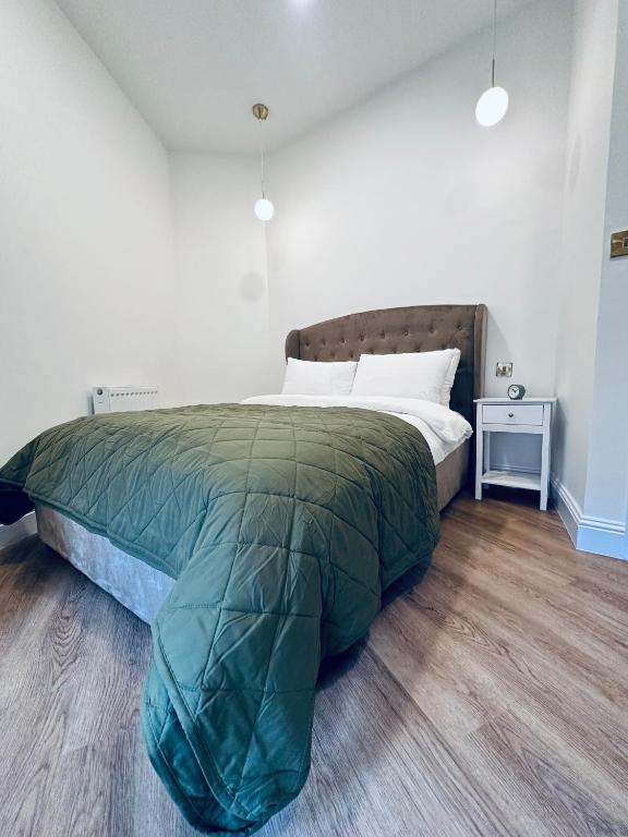 Royal Chambers Serviced Apartments - Apartment