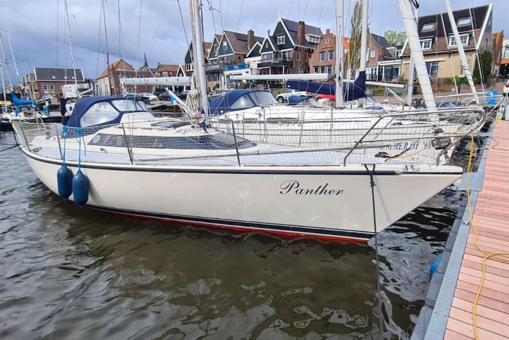 Afbeelding uit fotogalerij van Zeiljacht op Urk, Nederland in Urk